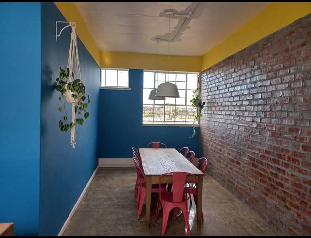 40M² OFFICE TO LET IN SALT RIVER
